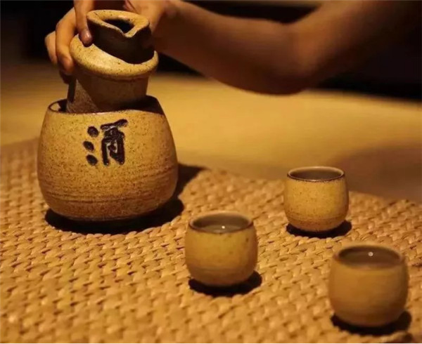 月下一杯酒，萬事盡浮休。65.jpg
