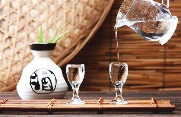 中秋酒禮丨月已滿，杯莫空，佳節(jié)有酒萬事足！509.jpg